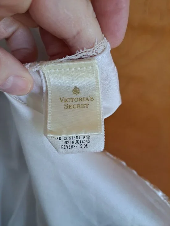 Vintage Victoria's Secret Ivory Lace Trimmed Kimono Robe Feminine Belted Medium - Picture 7 of 10